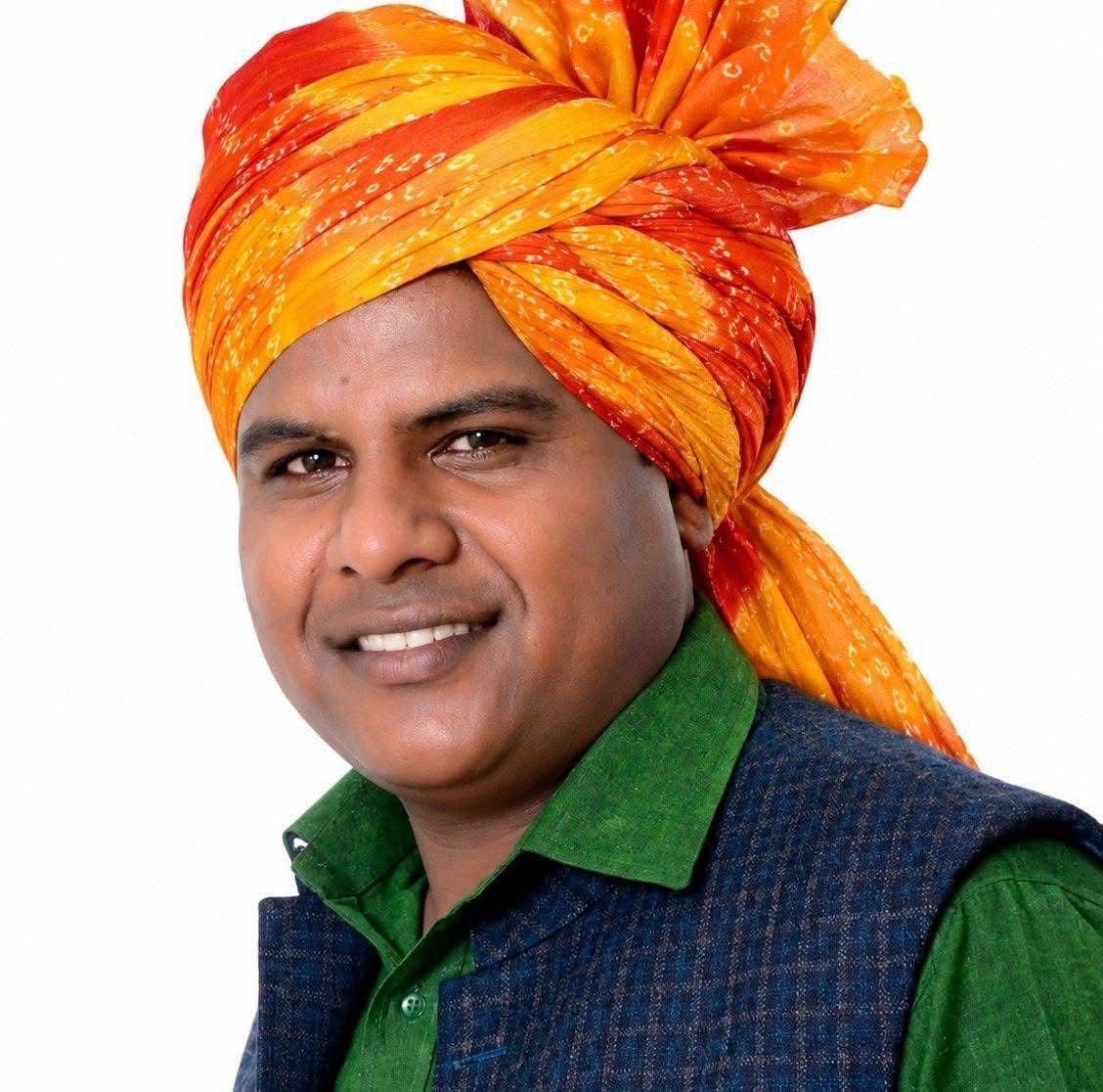 *न्यूजरूम एक्सप्रेस* --- ------------------------- ✍️✍️✍️💪💪💪 --------------------------------- *आप सभी को श्री कृष्ण जन्माष्टमी के पावन पर्व की बहुत बहुत बधाई एवं हार्दिक शुभकामनाएँ। जॉनी प्रधान जी कसेरिया प्रदेश कोषाध्यक्ष अनुसूचित मोर्चा भाजपा उत्तराखंड* ---------------------------------